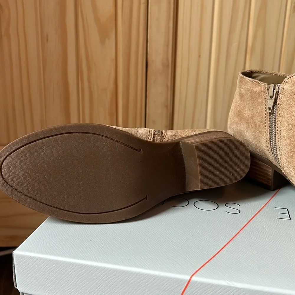 G.H. Bass & Co. never worn